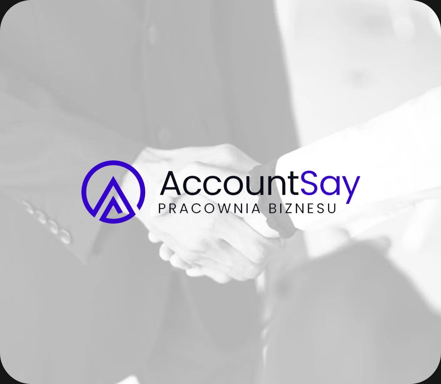 AccountSay - logo Pracownia Biznesu na tle uścisku dłoni
