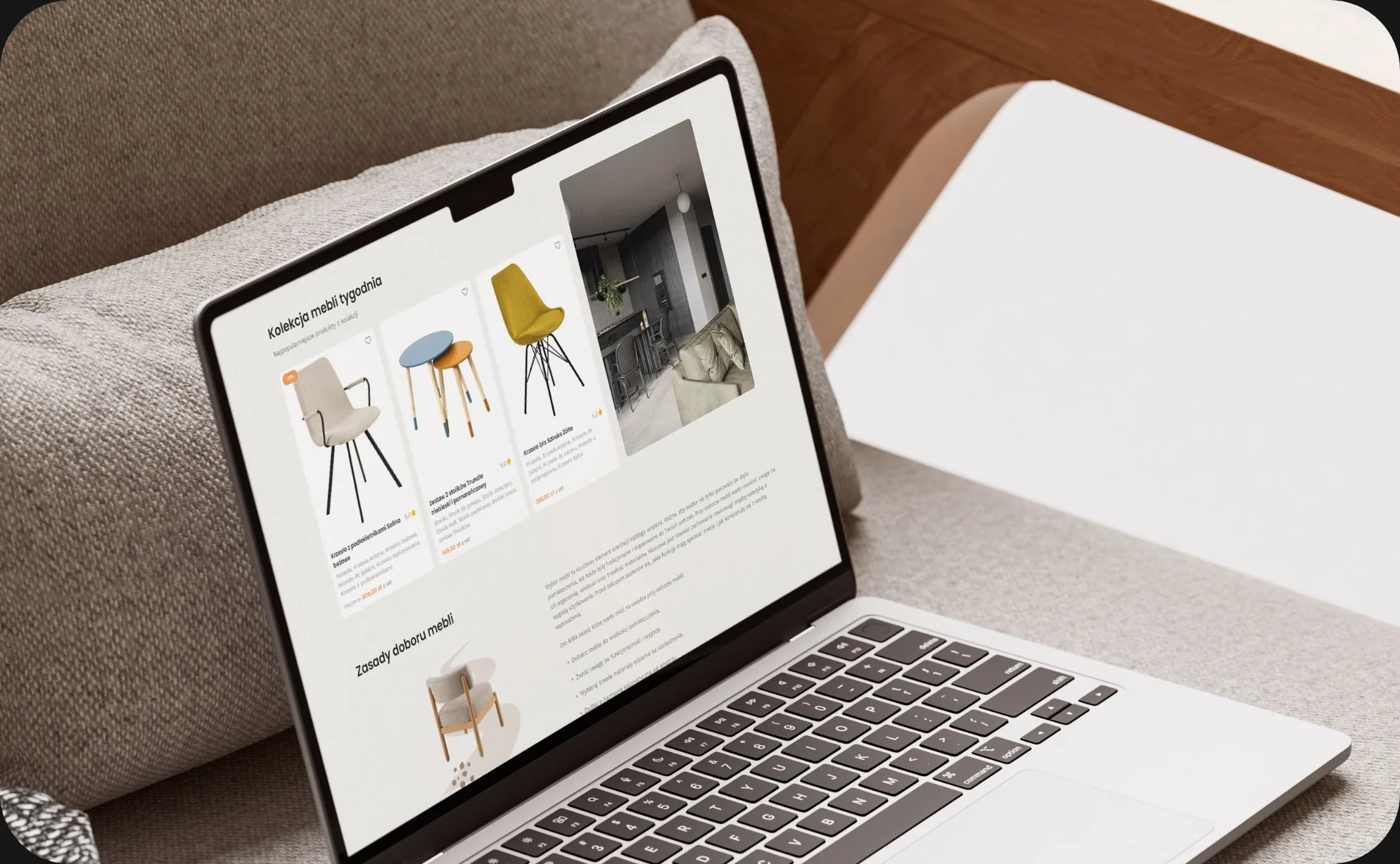 K3 Design - sekcja kolekcji mebli tygodnia na ekranie laptopa